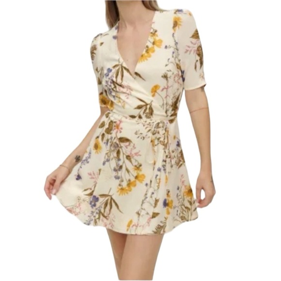 Reformation floral mini boho wrap dress